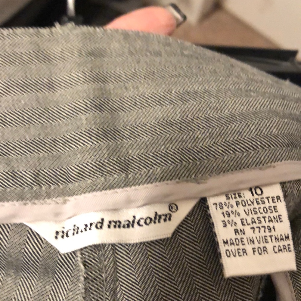 Grey dress pants - Picture 3 of 3